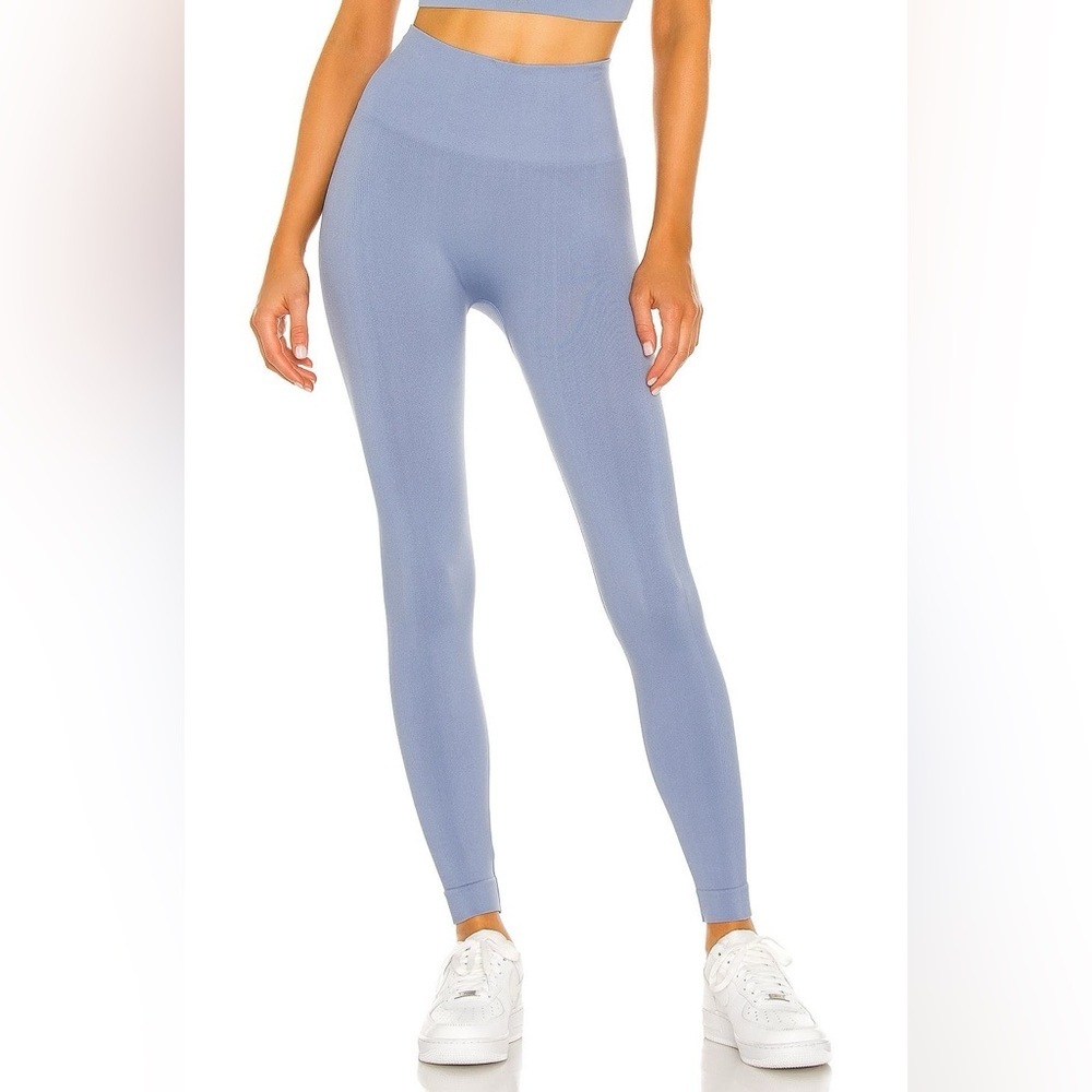 SET Active Blue Sculptflex High Rise Legging’s Women’s Size Medium NWOT